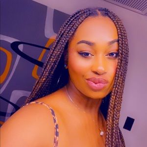 Meet your Posher, Janae